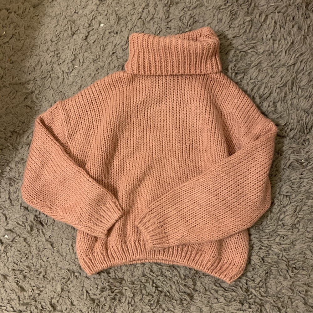 Chunky knit turtle neck sweater